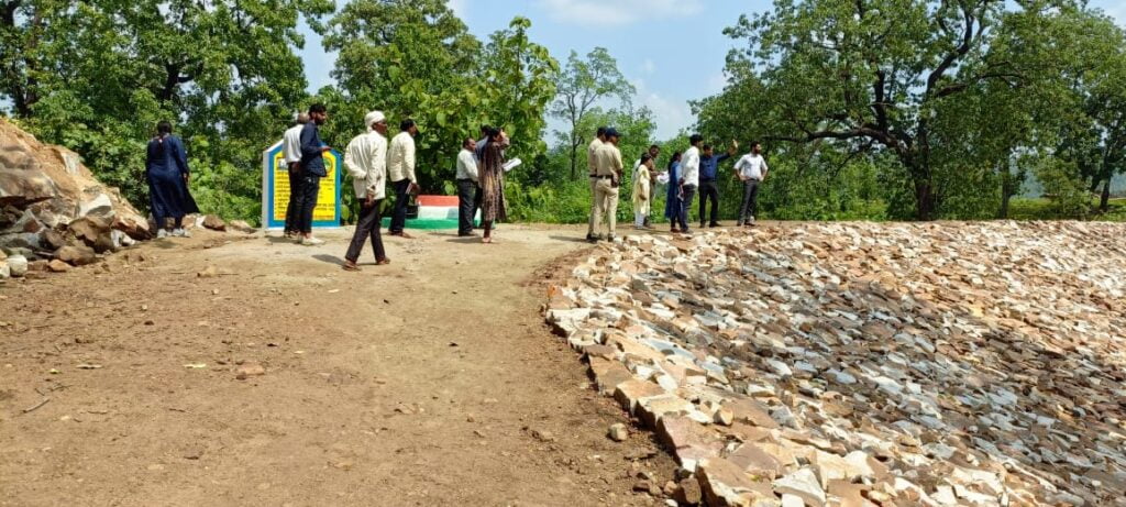 BETUL COLLECTOR VISIT अमृत सरोवर भीमपुर 