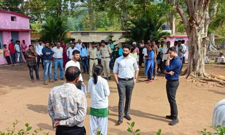 BETUL COLLECTOR IN BHIMPUR VISIT