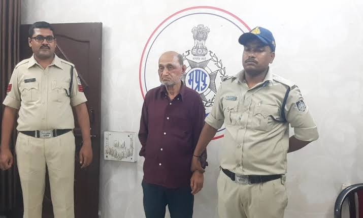 MURDER BY RETIRED PERSON RATLAM NEWS